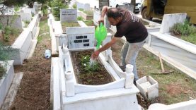 Eskişehir'de Mezar Bakımına Dair İlginç Bir Hikaye: Avrupa'dan Müşterileri Olan Namık Kemal Şahinli